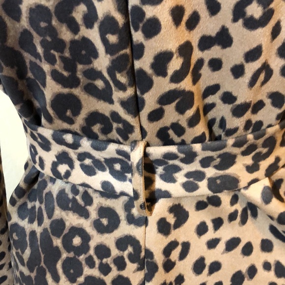 Triple Seven Long Sleeve Leopard Printed Size M. - Picture 9 of 15